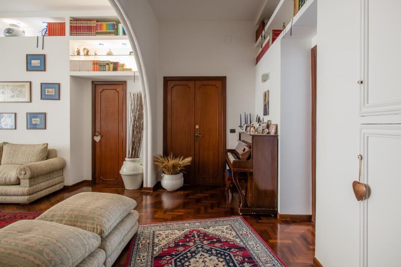 Bed and Breakfast Casa Valeria Neapel Exterior foto